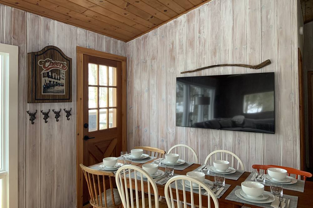 Photo of Kitchen in Chandos Lake
