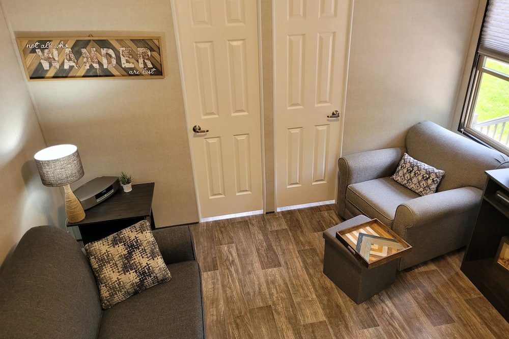 Photo of Livingroom in Washago