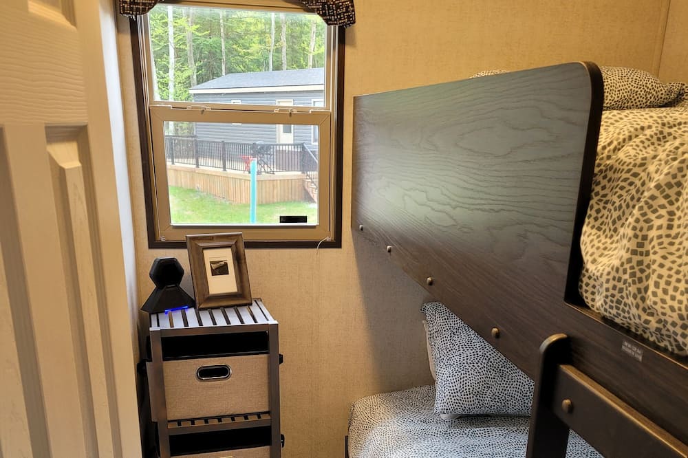 Photo of Bedroom in Washago