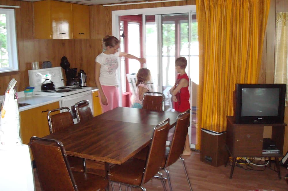 Photo of Kitchen in Carden