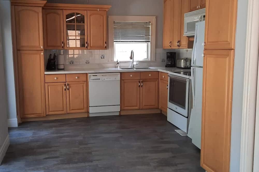 Photo of Kitchen in Port Stanley