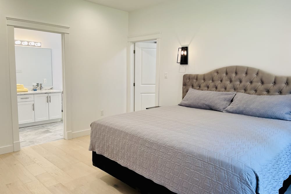 Photo of Bedroom in North Bay