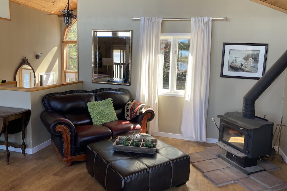 Photo of Livingroom in Highlands East
