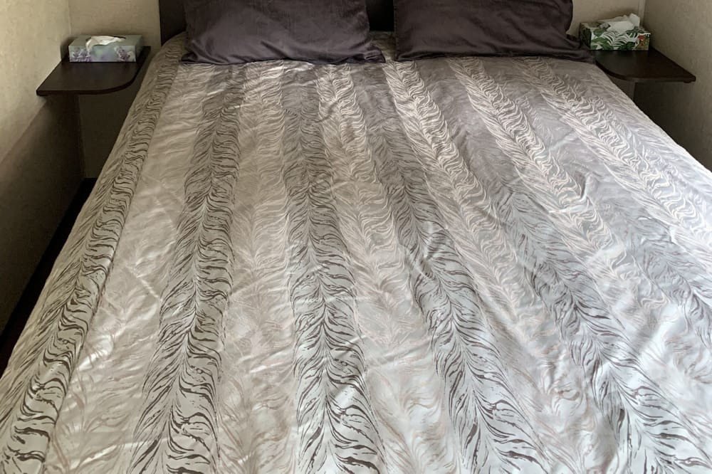 Photo of Bedroom in Pointe aux Roches