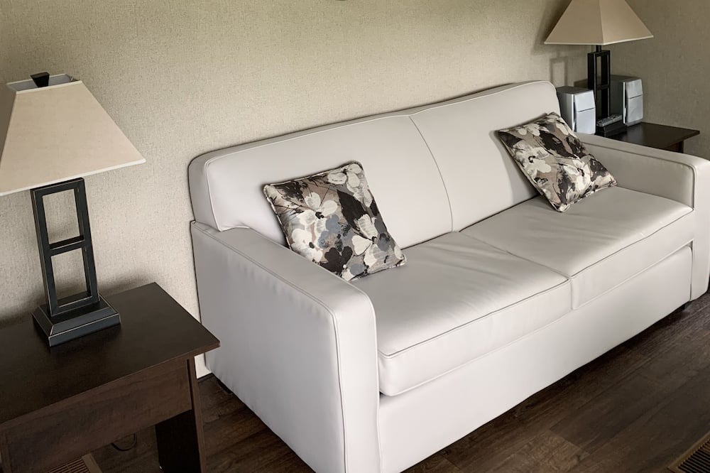 Photo of Bedroom in Pointe aux Roches