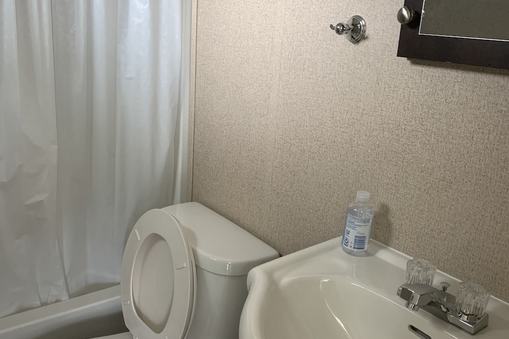 Photo of Bathroom in Pointe aux Roches