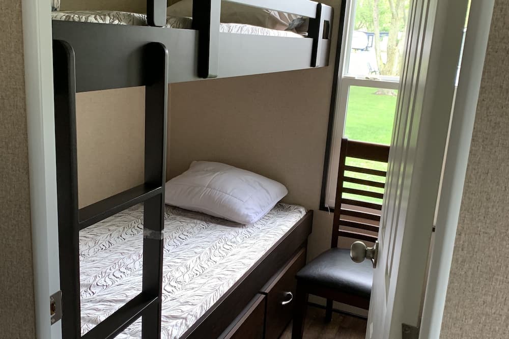 Photo of Bedroom in Pointe aux Roches