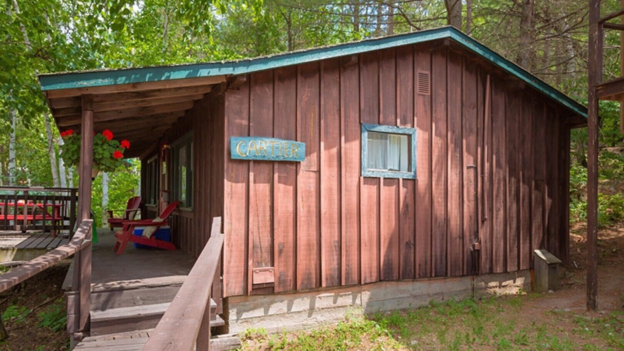 Photo of Outdoor in Papineau-Cameron