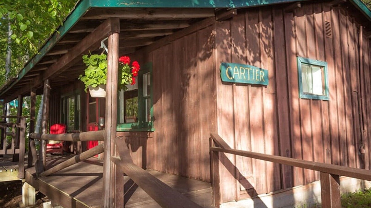 Photo of Outdoor in Papineau-Cameron
