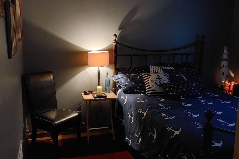 Photo of Bedroom in North Frontenac