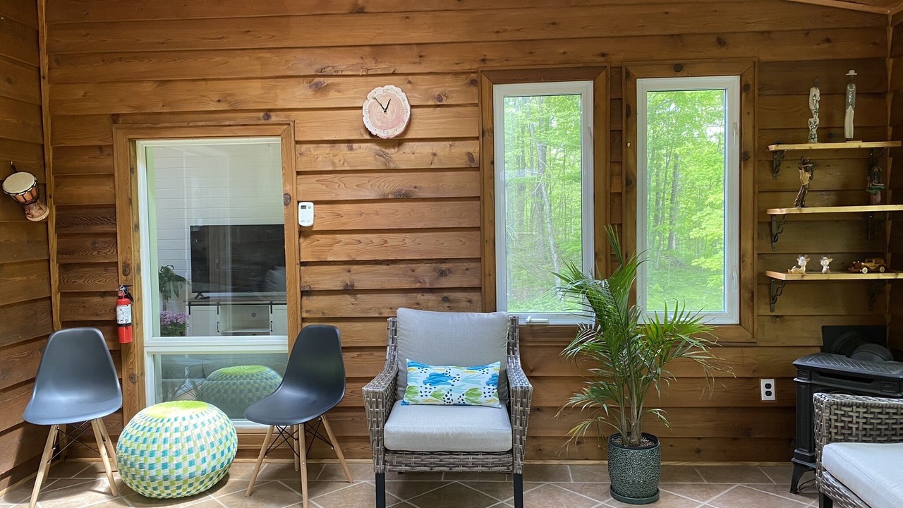Photo of Livingroom in Trent Lakes