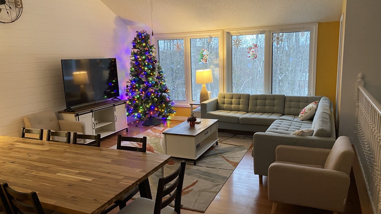 Photo of Livingroom in Trent Lakes