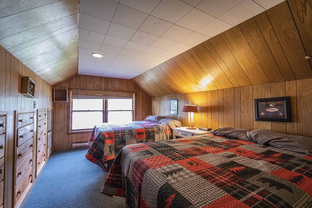 Photo of Bedroom in Walker