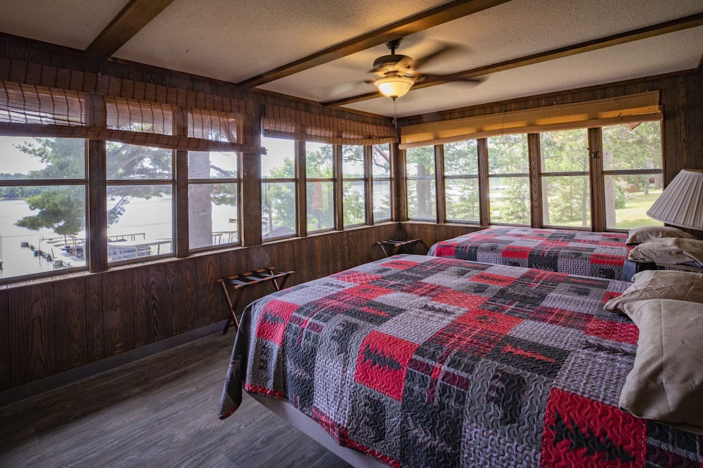 Photo of Bedroom in Walker