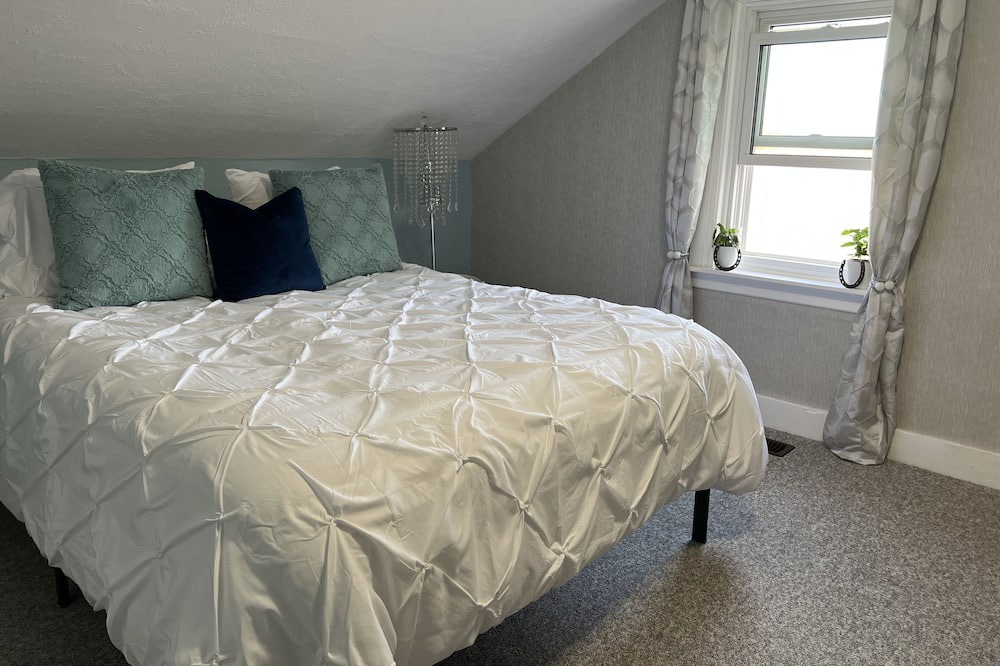Photo of Bedroom in County of Brant