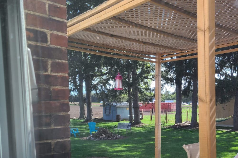 Photo of Patio Balcony in County of Brant