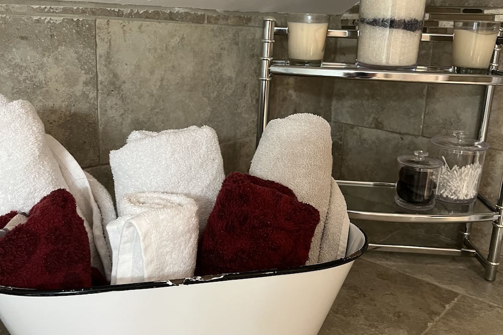 Photo of Bathroom in County of Brant