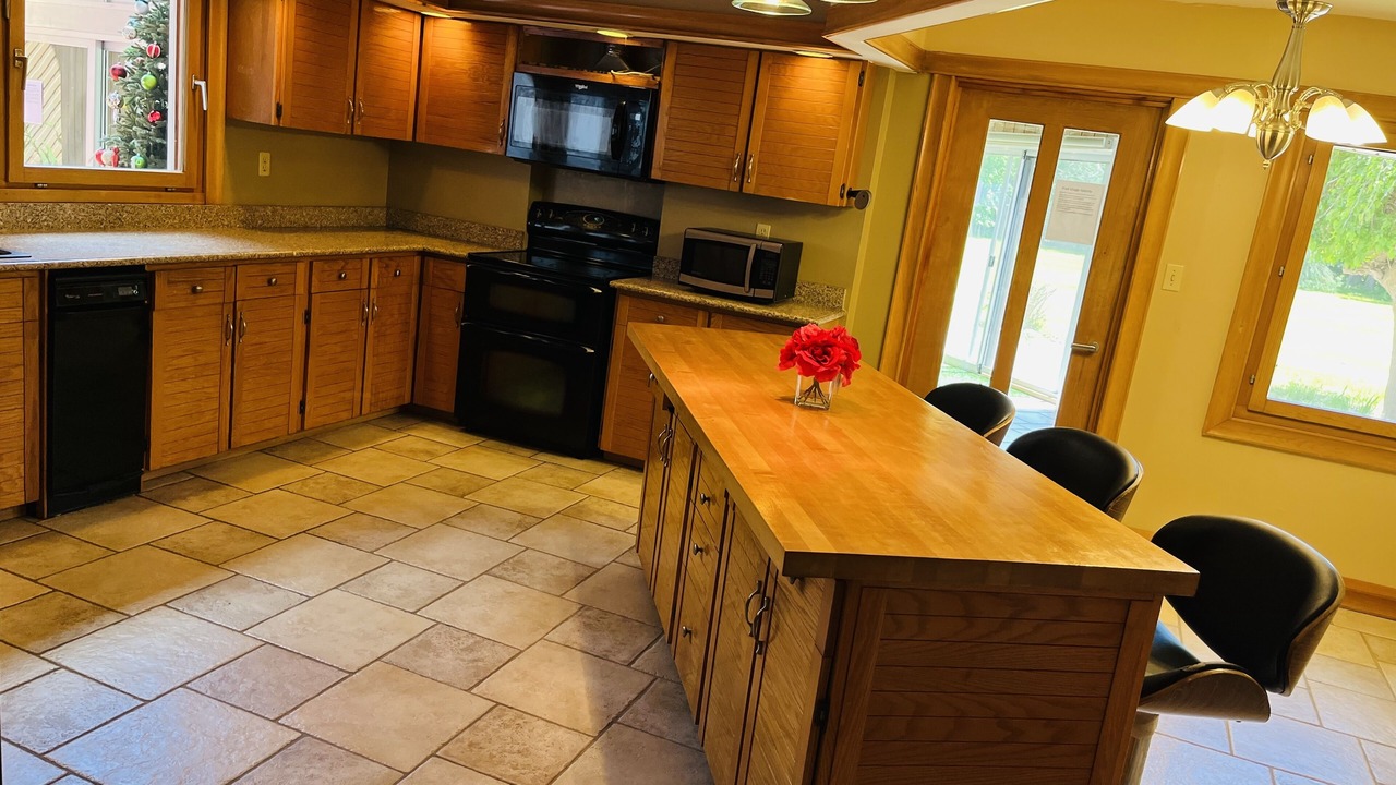 Photo of Kitchen in King