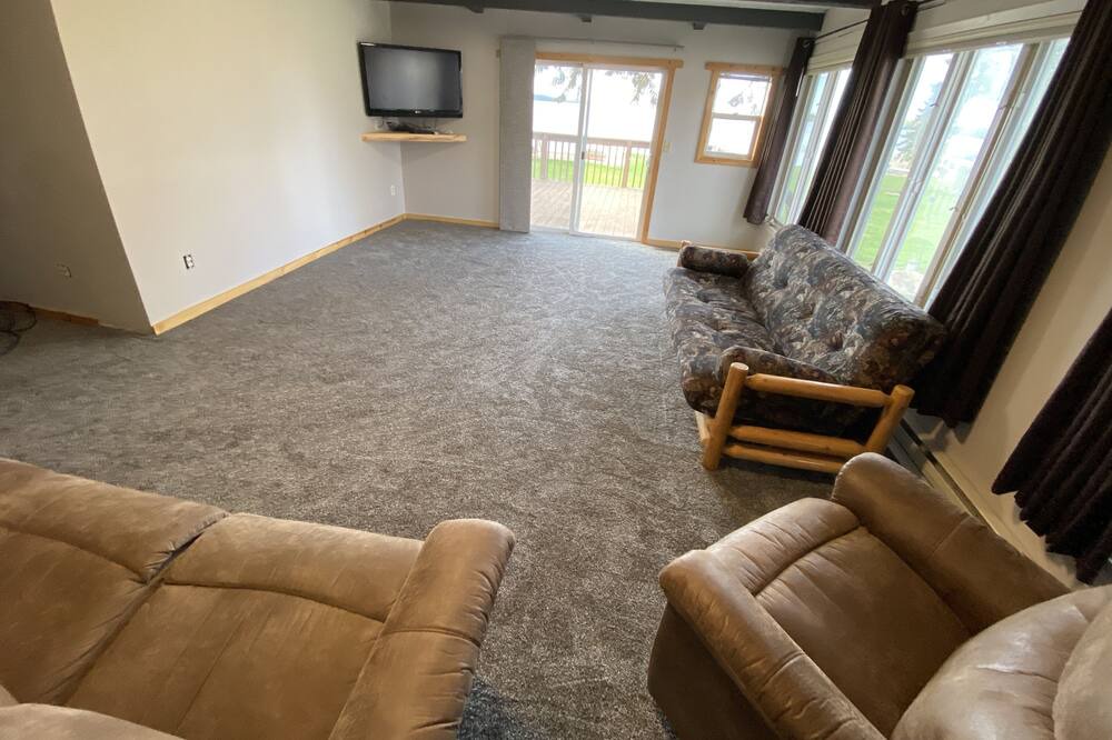 Photo of Livingroom in Hines