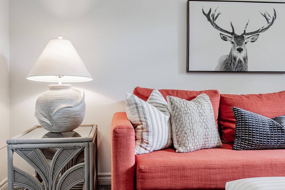 Photo of Livingroom in Lagoon City