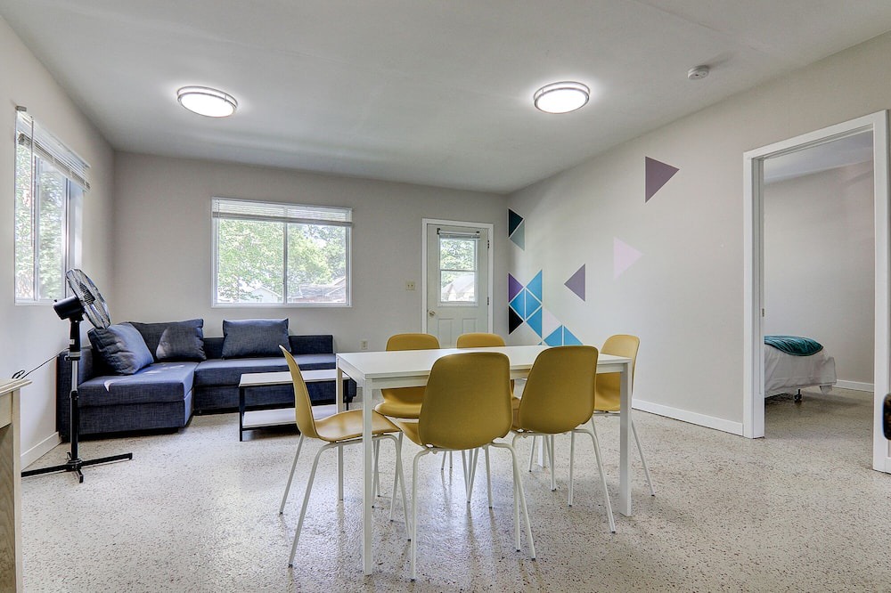 Photo of Livingroom in Roseneath