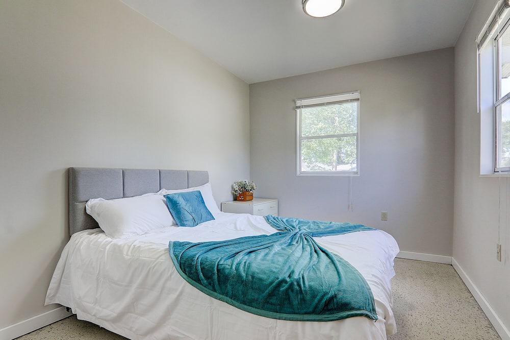 Photo of Bedroom in Roseneath