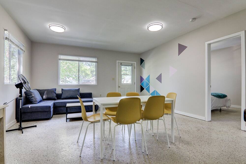 Photo of Livingroom in Roseneath