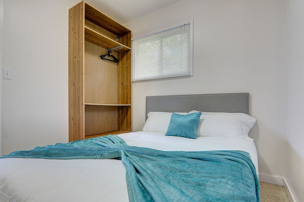 Photo of Bedroom in Roseneath