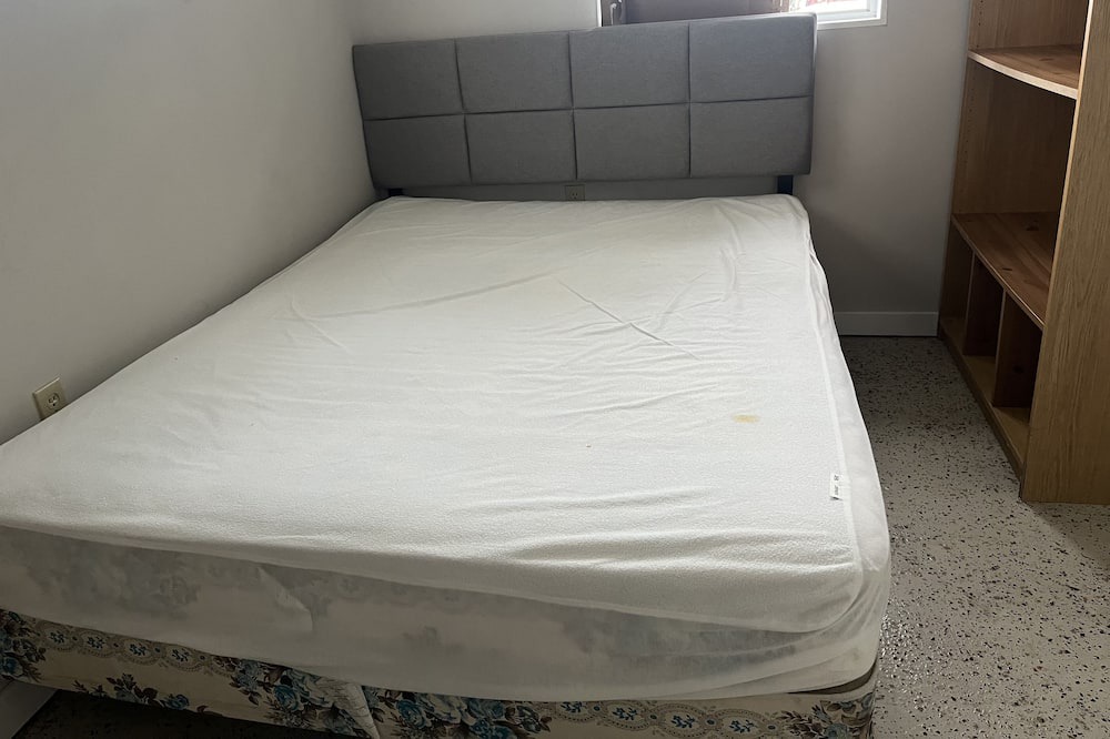Photo of Bedroom in Roseneath