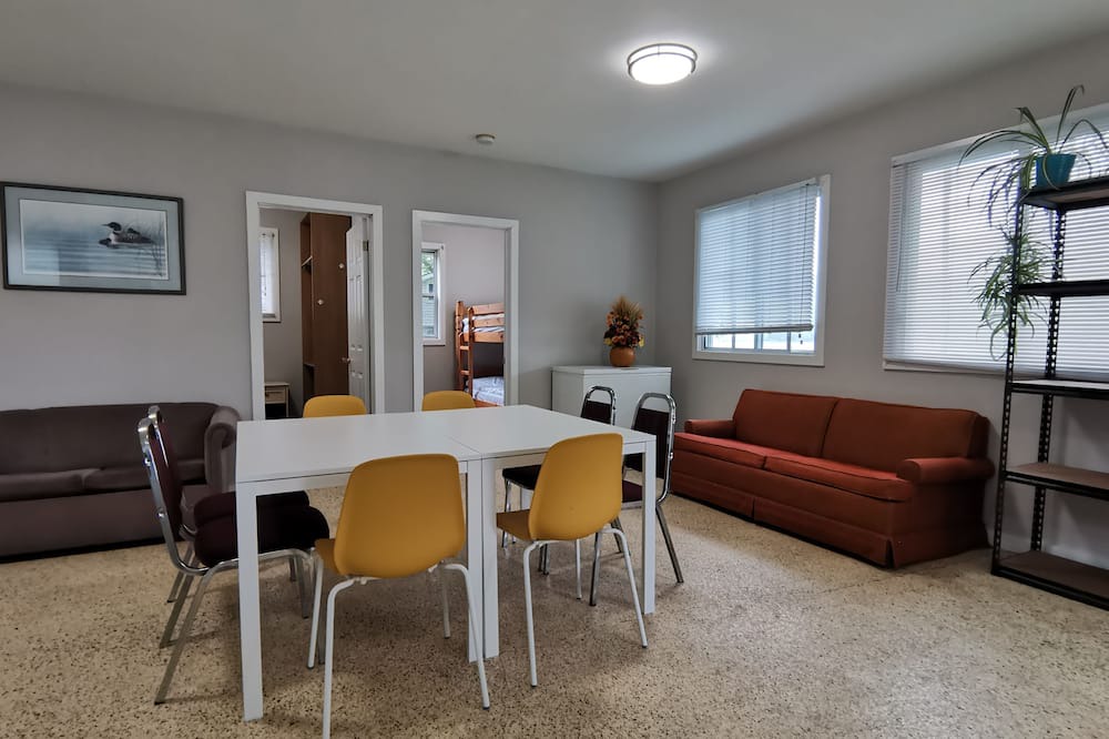 Photo of Livingroom in Roseneath