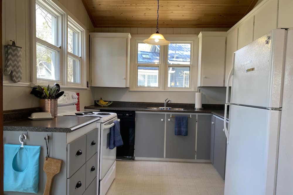Photo of Kitchen in Fenelon Falls