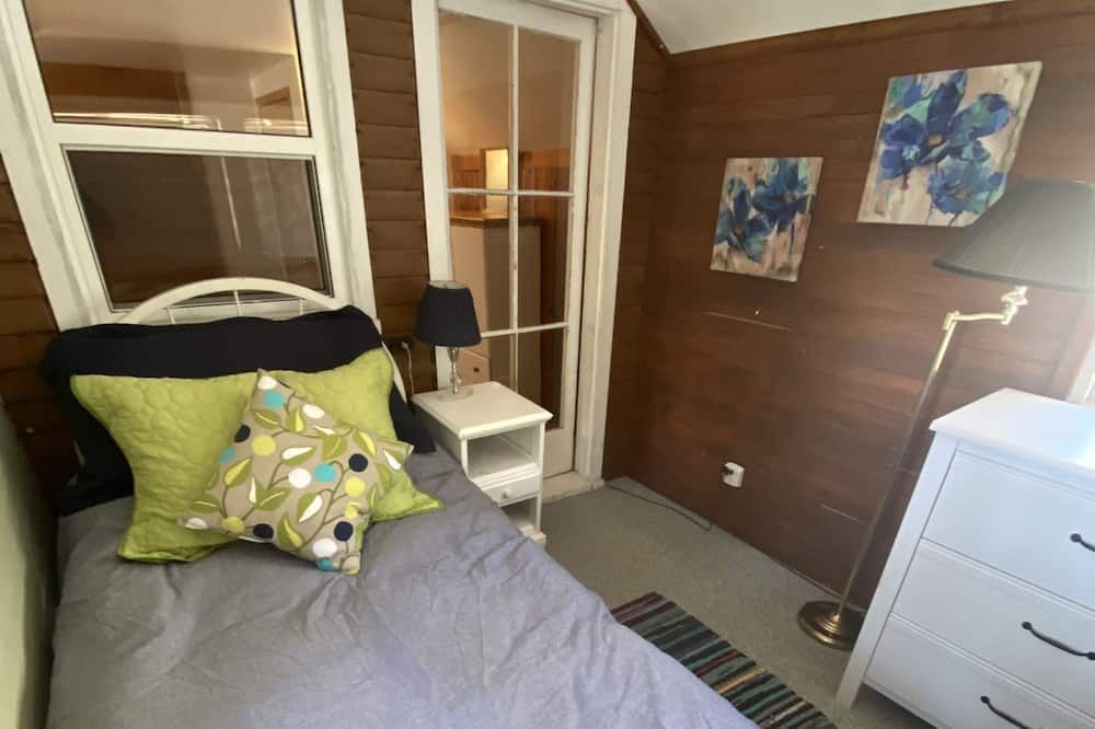 Photo of Bedroom in Fenelon Falls