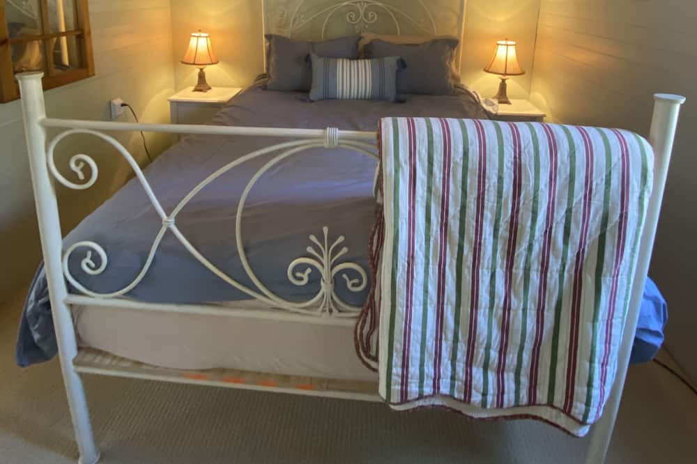 Photo of Bedroom in Fenelon Falls