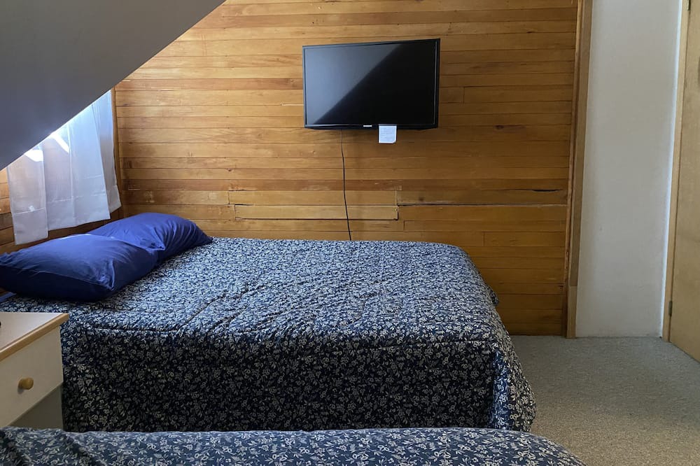 Photo of Bedroom in Fenelon Falls
