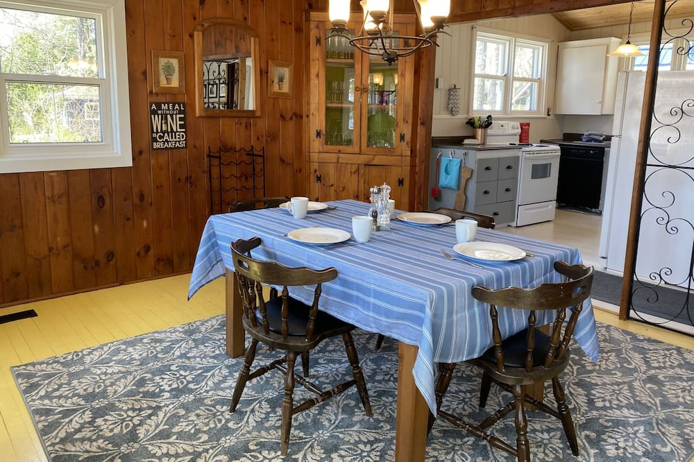 Photo of Kitchen in Fenelon Falls
