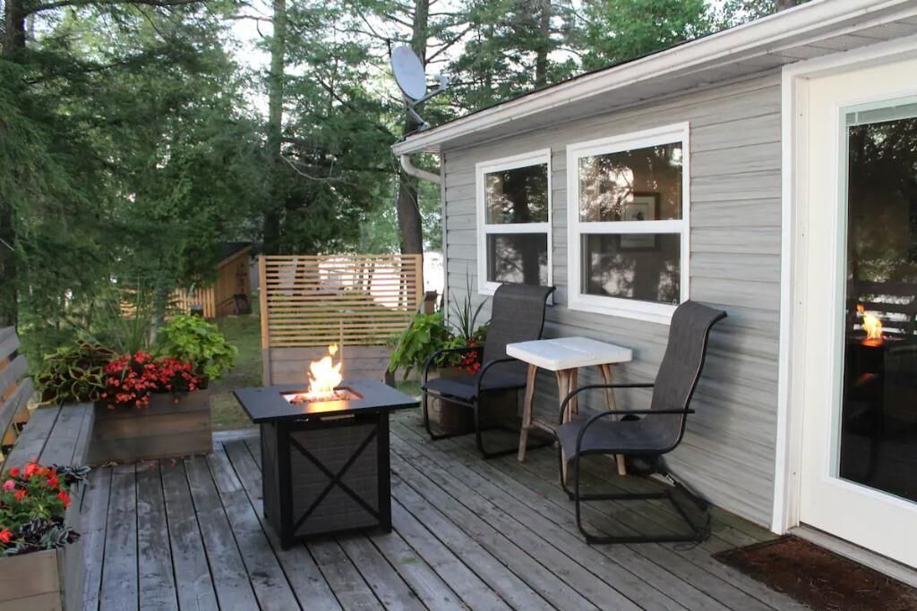 Photo of Patio Balcony in Sharbot Lake