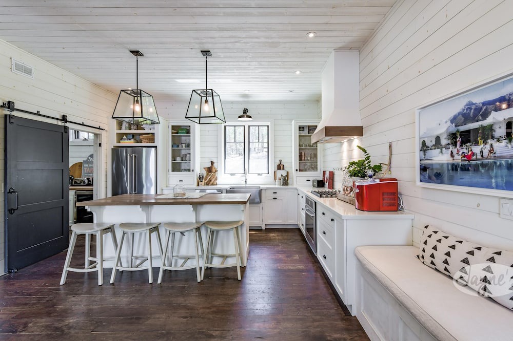 Photo of Kitchen in Baysville