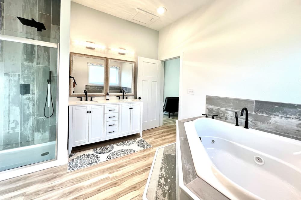 Photo of Bedroom in Sturgeon Lake