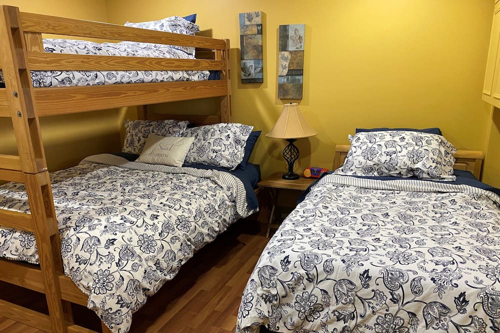 Photo of Bedroom in Magnetawan