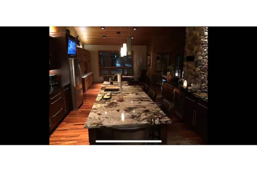 Photo of Kitchen in Edna