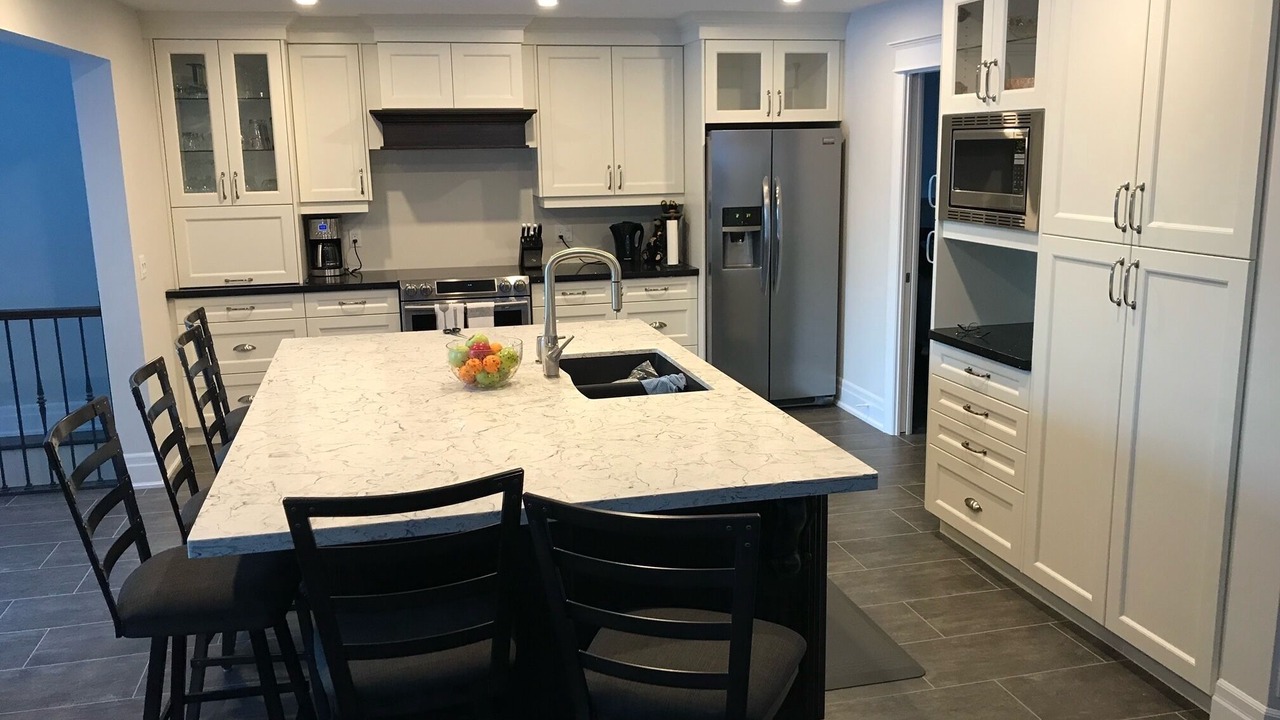 Photo of Kitchen in Dysart et al