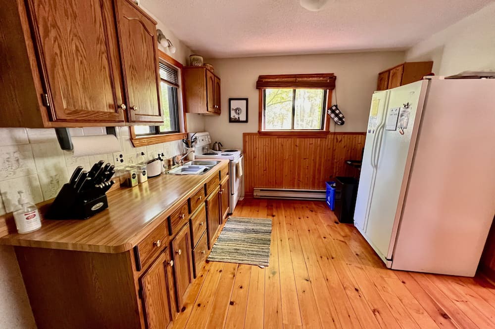 Photo of Kitchen in Trent Lakes