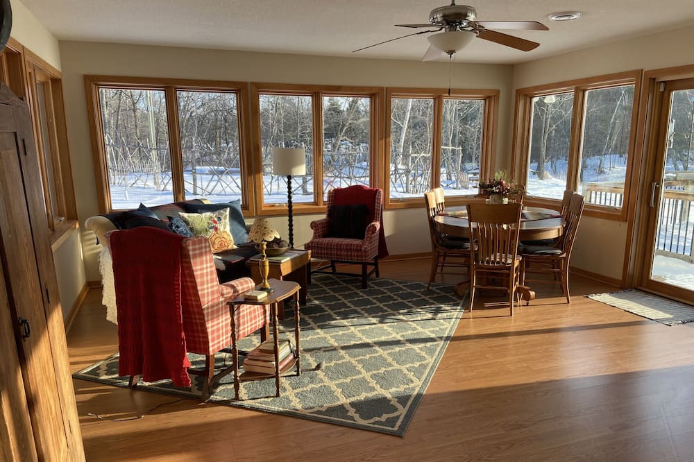 Photo of Livingroom in Aitkin