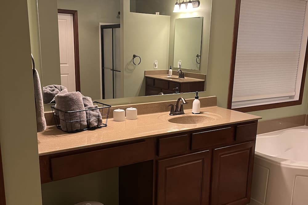 Photo of Bathroom in Blaine
