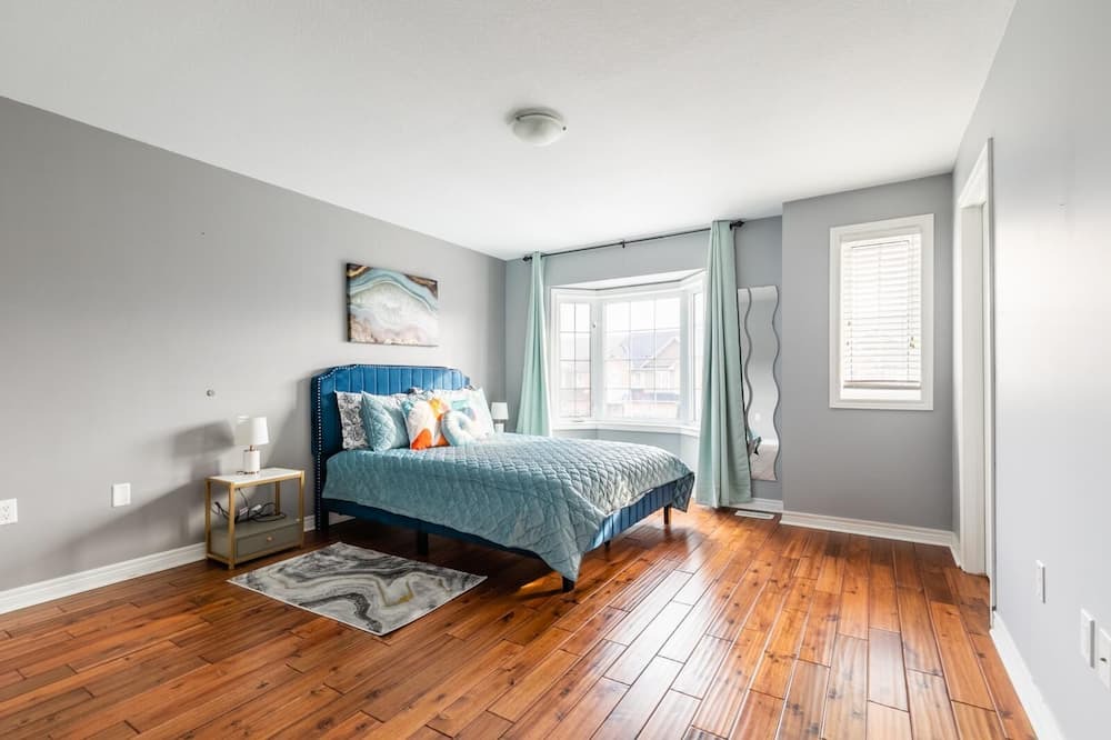 Photo of Bedroom in Stoney Creek
