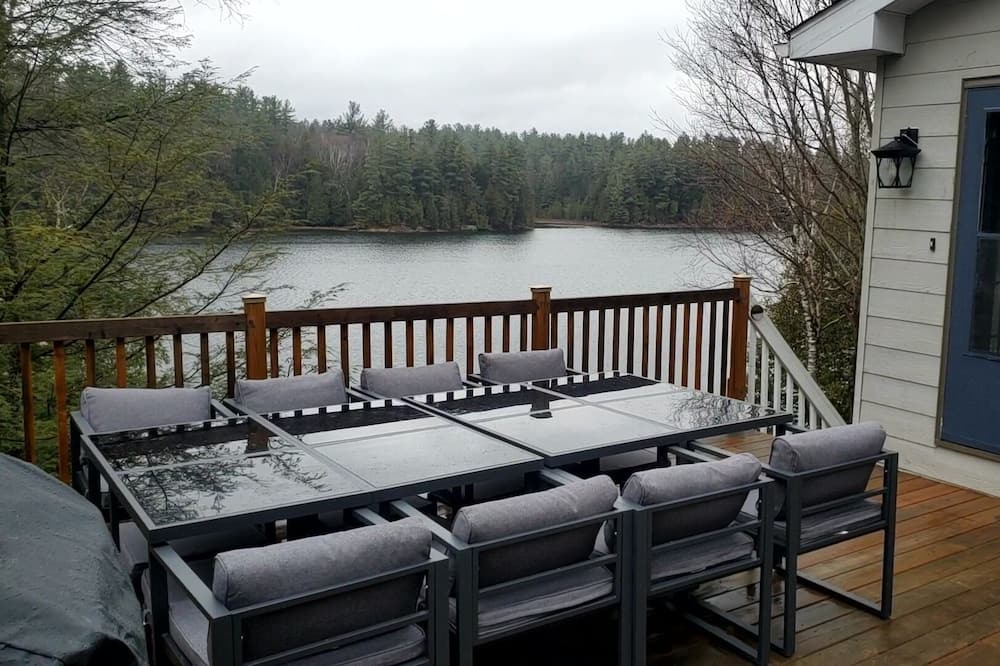 Photo of Patio Balcony in North Frontenac