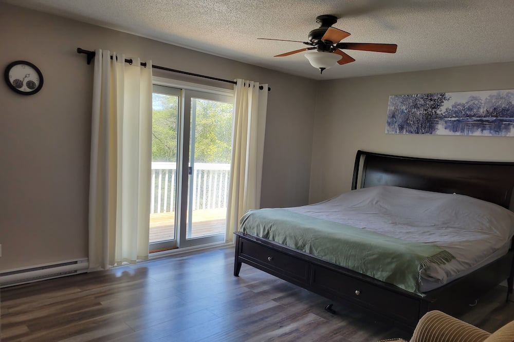 Photo of Bedroom in North Frontenac