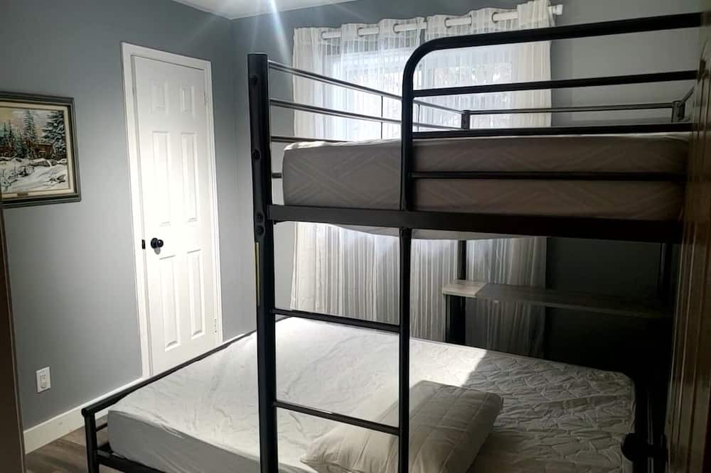 Photo of Bedroom in North Frontenac
