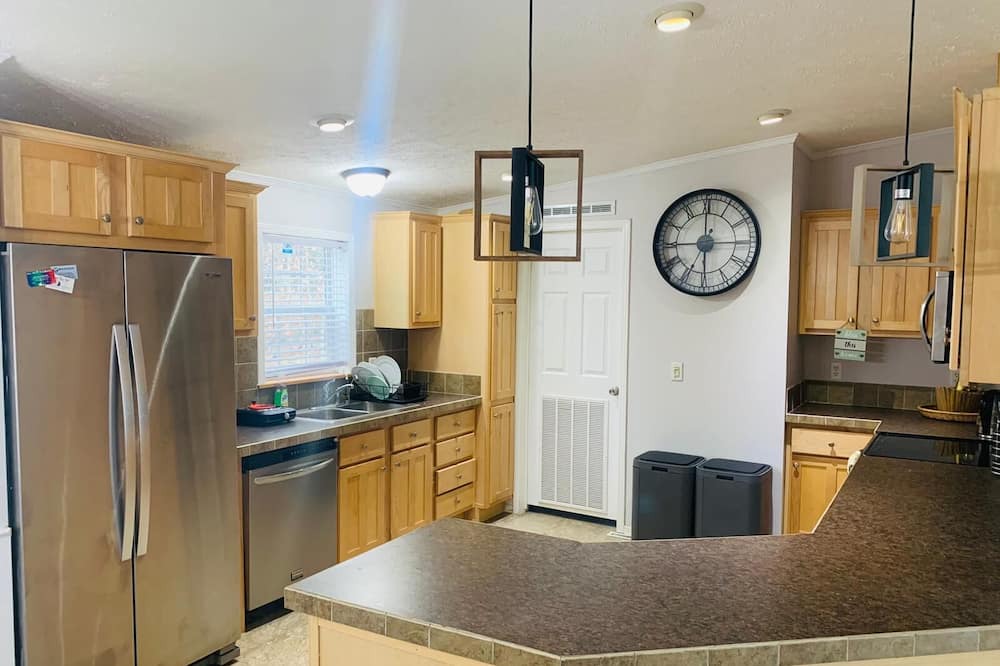 Photo of Kitchen in Washago