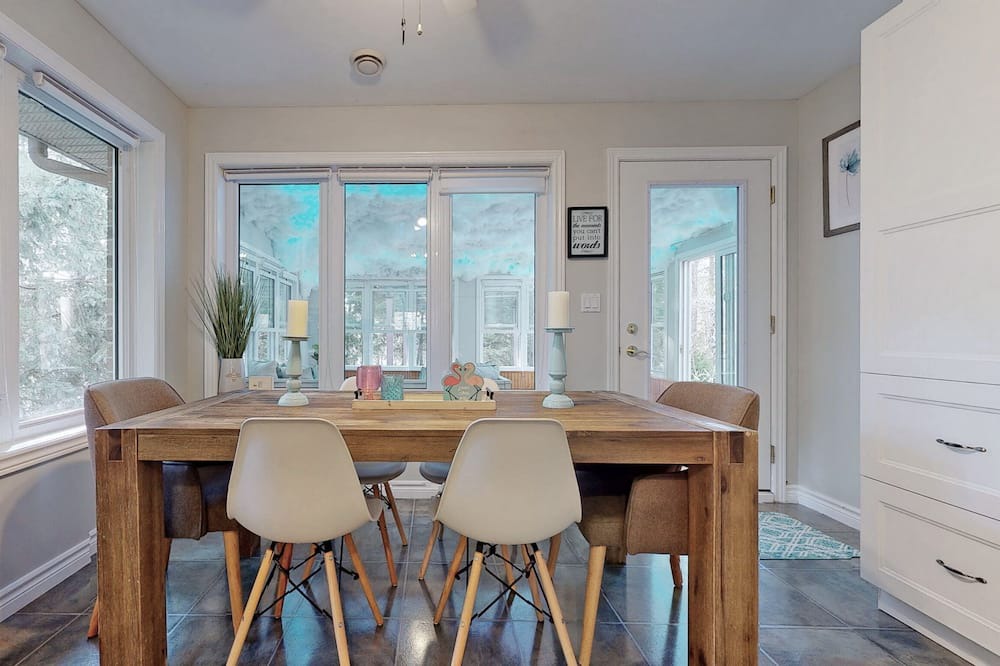 Photo of Kitchen in Grand Bend